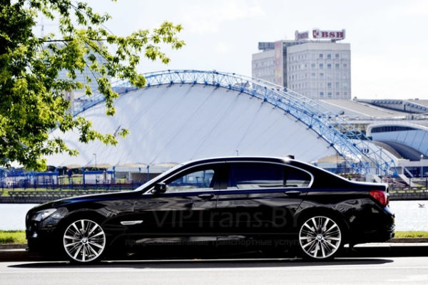 BMW 7 Series Black Sedan
