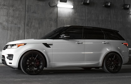 2014 White Range Rover Sport